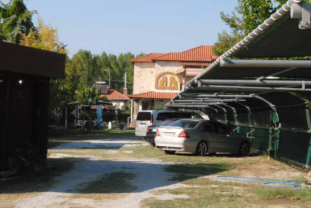 Hotel Fernando Ofrínion Exterior foto