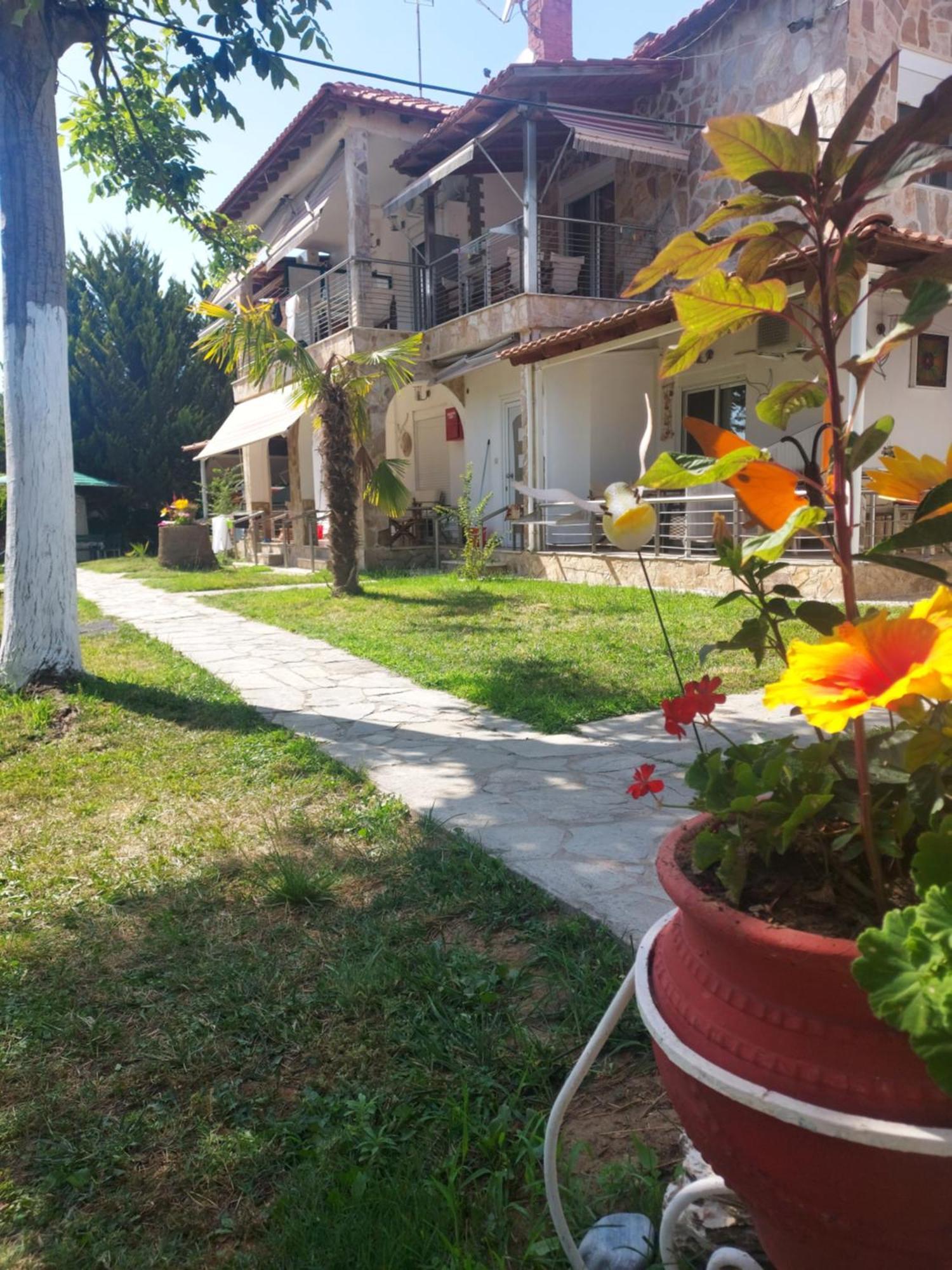 Hotel Fernando Ofrínion Exterior foto